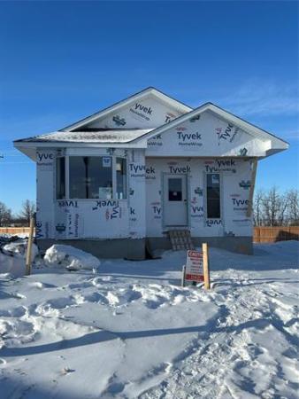 Home Photo - 35 McConkey Crescent