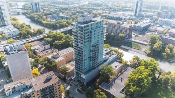 Home Photo - 1102-390 Assiniboine Avenue