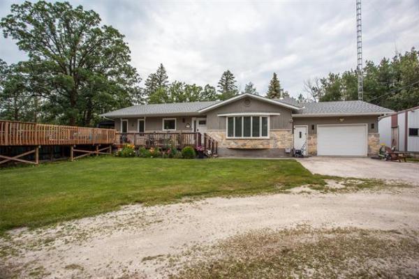 Home Photo - 68136 RD 40E Road