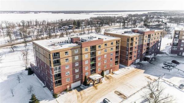 Home Photo - 5304-6940 Henderson Highway