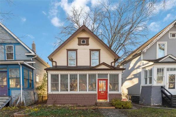 Home Photo - 242 Morley Avenue