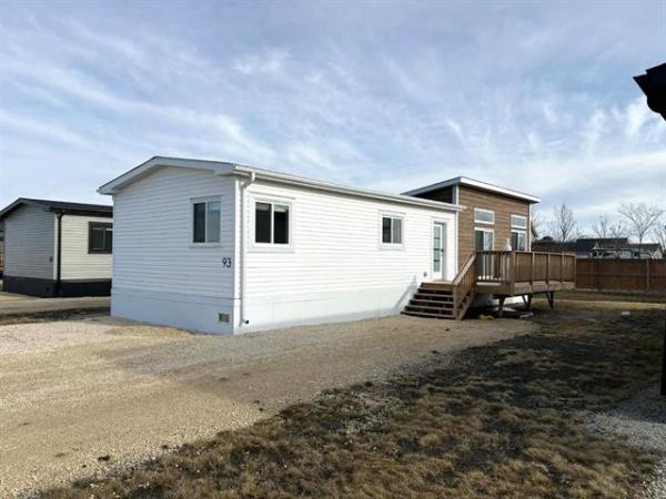 Home Photo - 93 Prairie Oak Drive