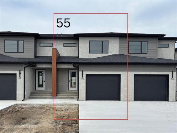 Home Photo - 55 Kootenay Way