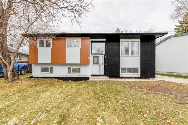 Home Photo - 3 Northumbria Bay