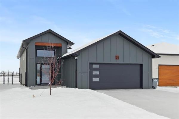 Home Photo - 21 Grouette Crescent