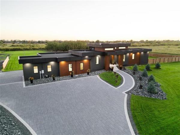 Home Photo - 26 Prince Cove