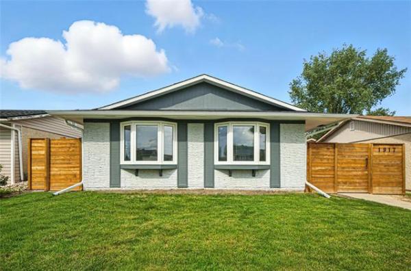Home Photo - 1917 Manitoba Avenue