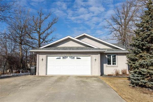 Home Photo - 105 Peters Lane