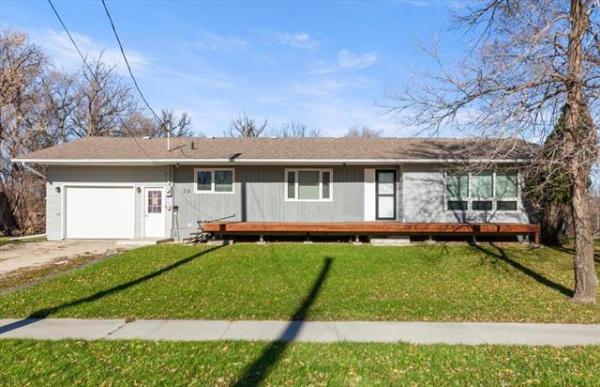 Home Photo - 39 St Viateur Avenue