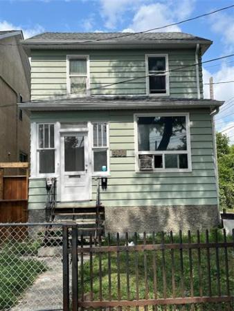 home photo - 401 St John's Avenue