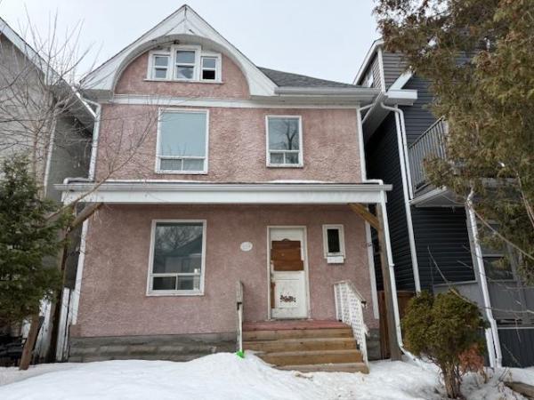 Home Photo - 312 Beverley Street