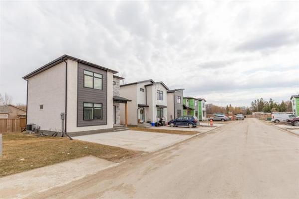 Home Photo - 13-351 Notre Dame Drive