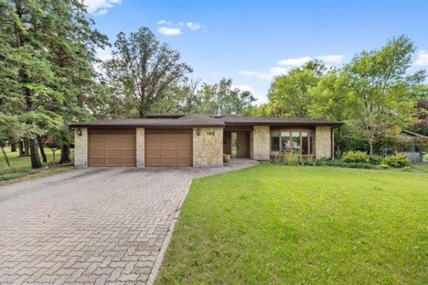 Home Photo - 193 Robindale Road