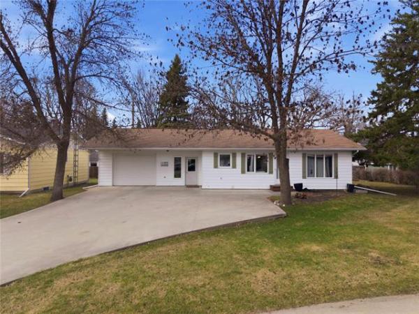 Home Photo - 55 Spruce Crescent