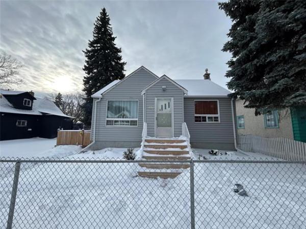 Home Photo - 480 Mountain Avenue