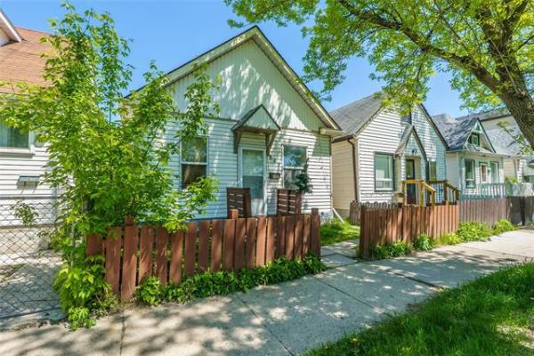 Home Photo - 849 Redwood Avenue