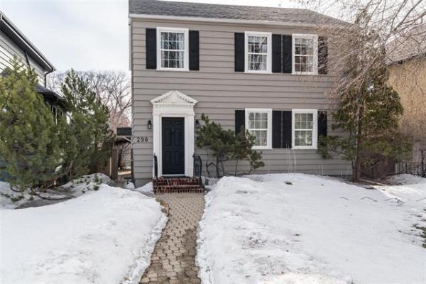 Home Photo - 290 Queenston Street