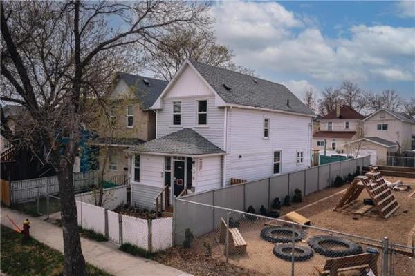 Home Photo - 636 McGee Street