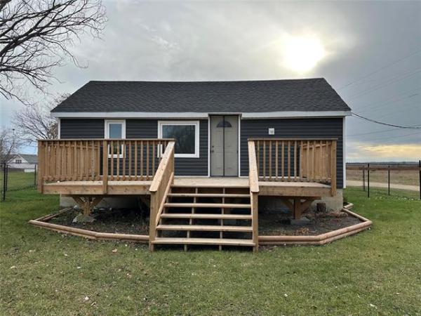 Home Photo - 11 Annette Avenue