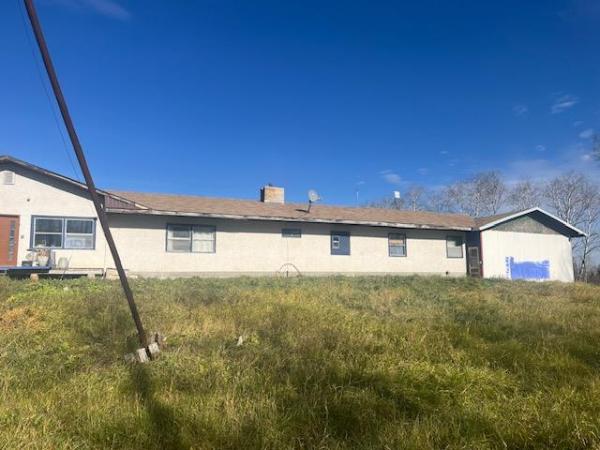 Home Photo - 186105 PTH6 Highway