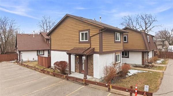 Home Photo - C-33 Eric Street