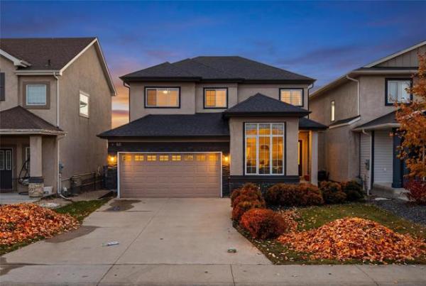 home photo - 66 Brookfield Crescent