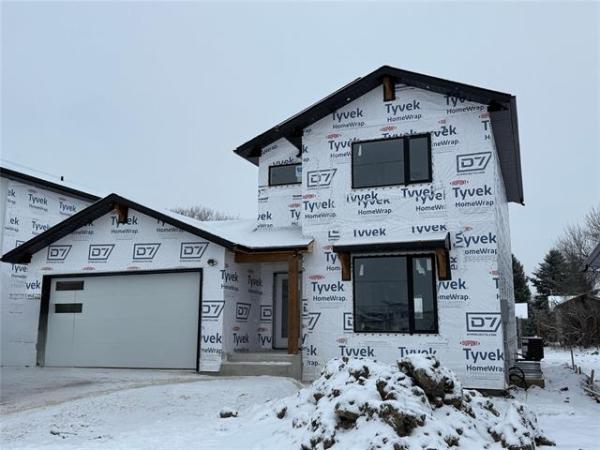 Home Photo - 44 Sterling Crescent