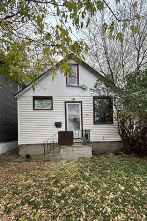 Home Photo - 1570 Ross Avenue