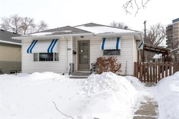 home photo - 690 Oxford Street