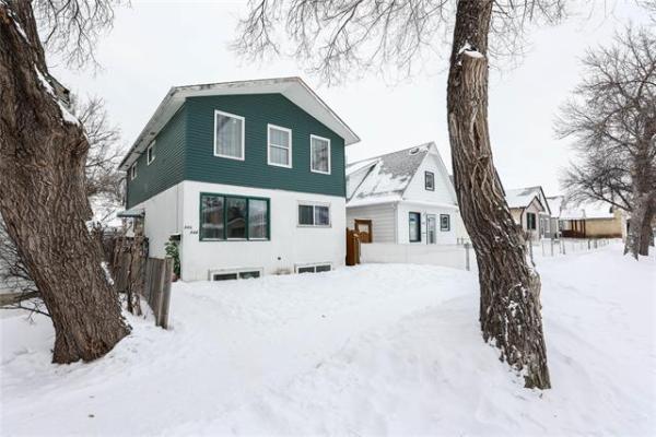 Home Photo - 934 Manitoba Avenue