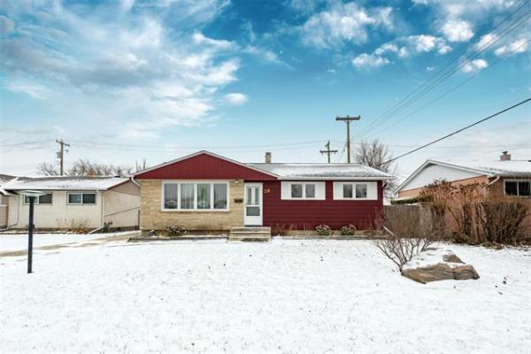 Home Photo - 28 Monaco Bay