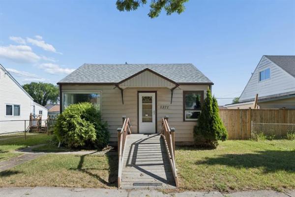 Home Photo - 1371 Magnus Avenue