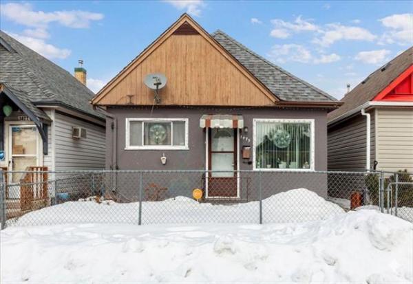 home photo - 1475 Alexander Avenue