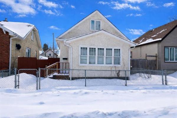 Home Photo - 808 Magnus Avenue