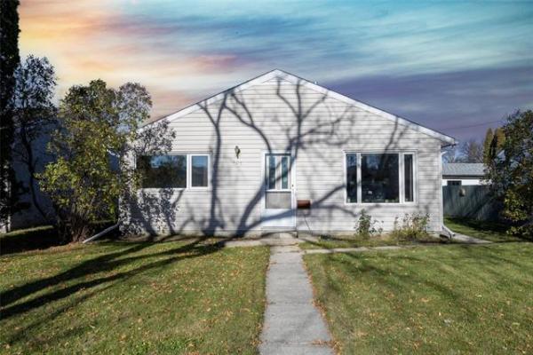 Home Photo - 433 Kildare Avenue