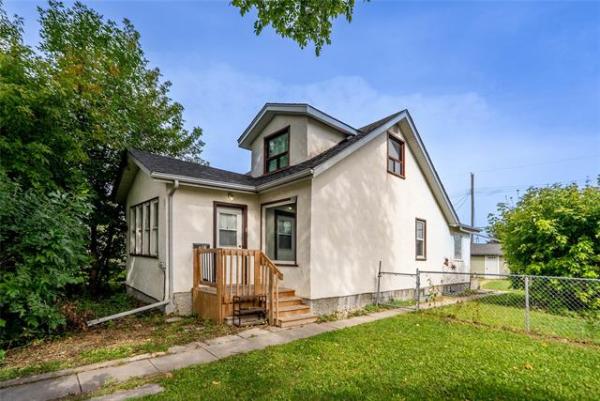 Home Photo - 1207 College Avenue