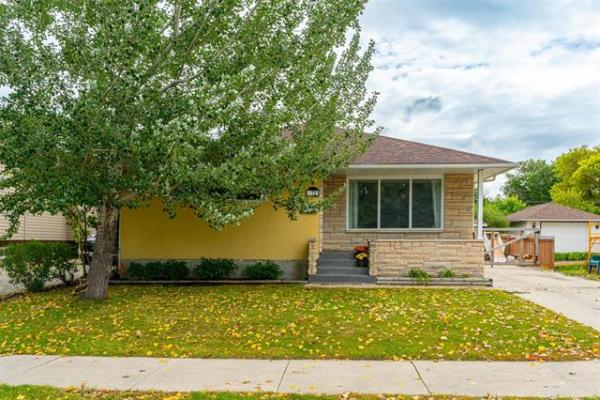 Home Photo - 472 Speers Road