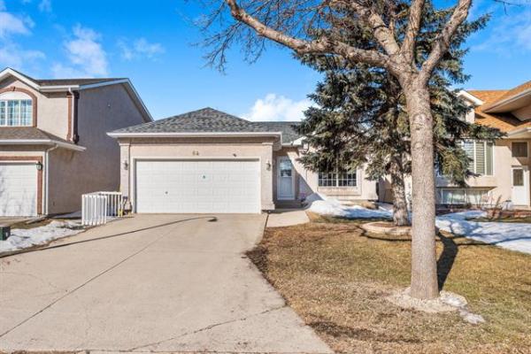 Home Photo - 64 Blackwood Bay