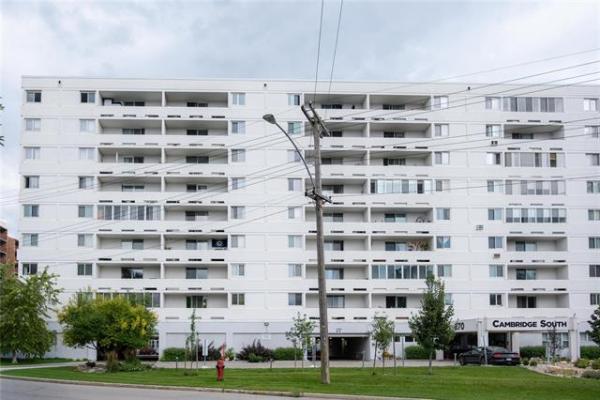 Home Photo - 205-870 Cambridge Street