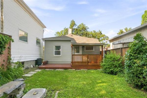 Home Photo - 103 Lansdowne Avenue