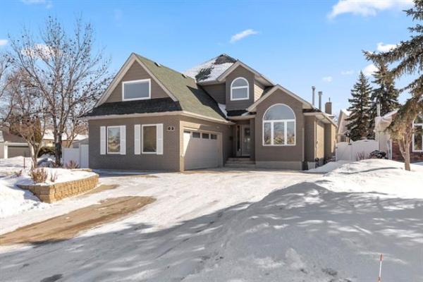 Home Photo - 3 Alfred Penner Bay