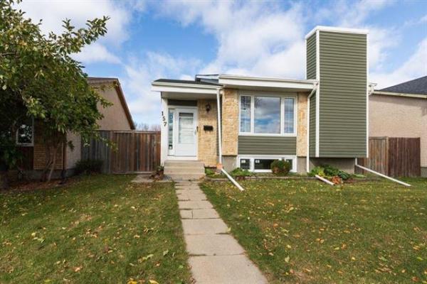 Home Photo - 157 Southglen Boulevard