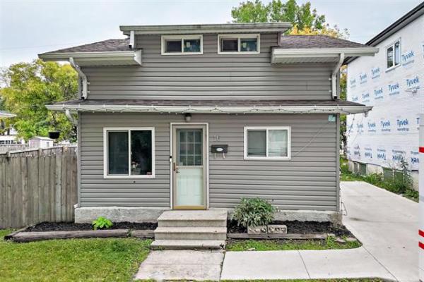 Home Photo - 16 Thorndale Avenue