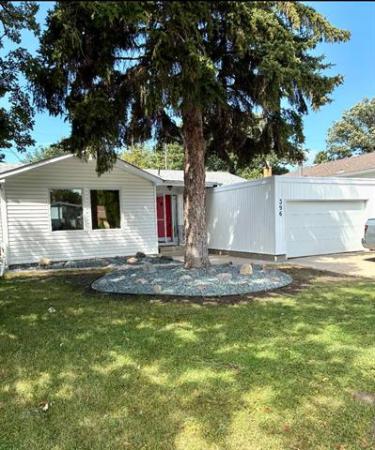 Home Photo - 396 Aldine Street