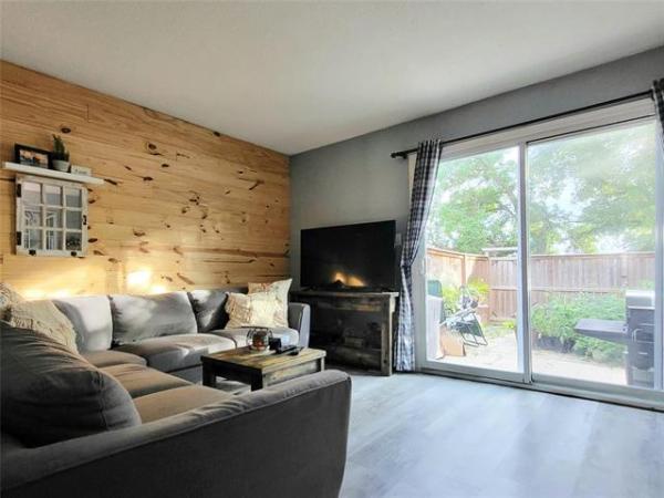 Home Photo - 9-305 MERCY Street