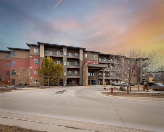 Home Photo - 203-25 Van Hull Way