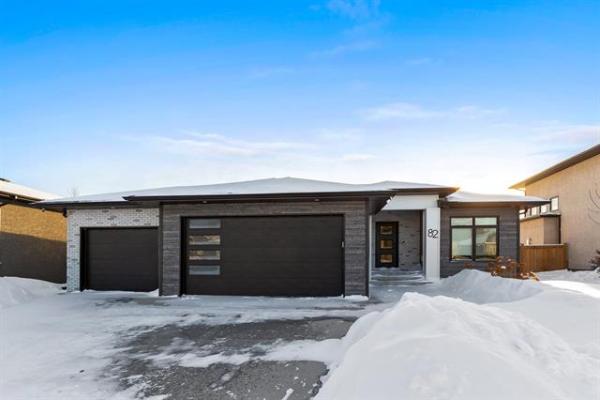 Home Photo - 82 WYNDHAM ESTATE Drive