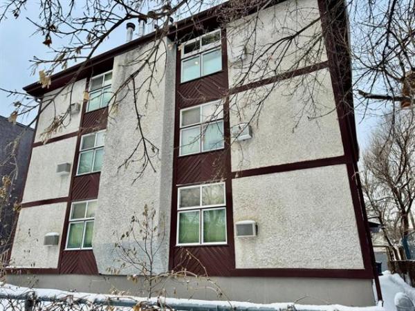 Home Photo - 302-134 Langside Street