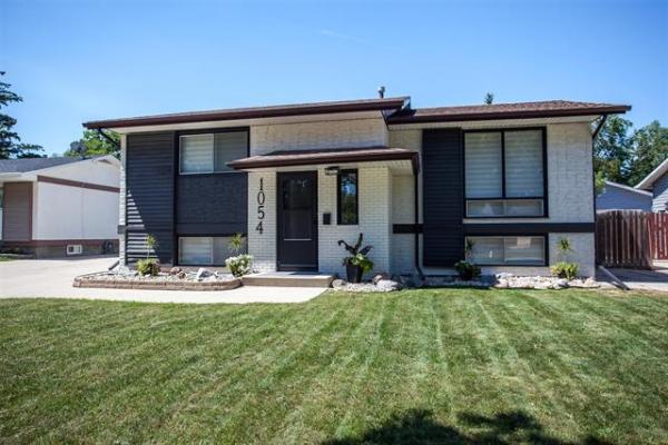 Home Photo - 1054 Isbister Street