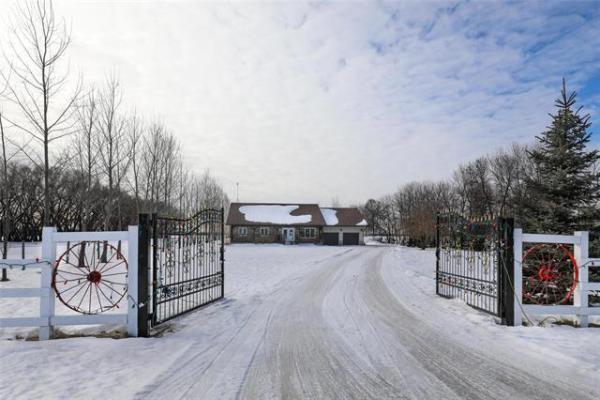 Home Photo - 21062 33 Road